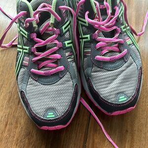 ASICS Woman’s Gel-Venture 5 Running Shoes Titanium/Pistachio/Pink/Gray size 9.5